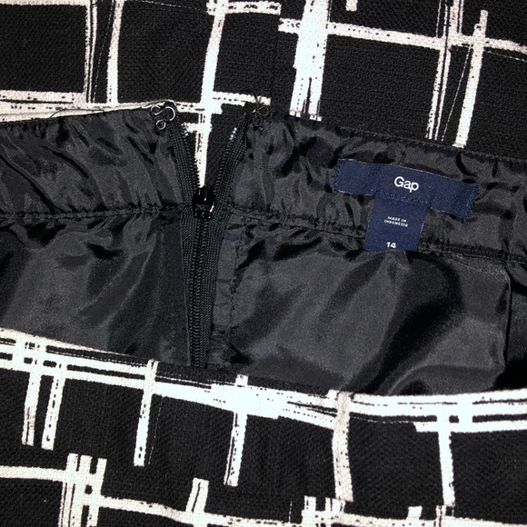 GAP Skirt - Picture 5 of 7